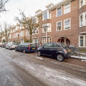Woning aan de Piet Gijzenbrugstraat te Amsterdam