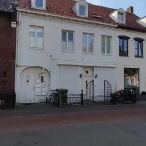 Woning aan de Rijksweg Zuid te Geleen