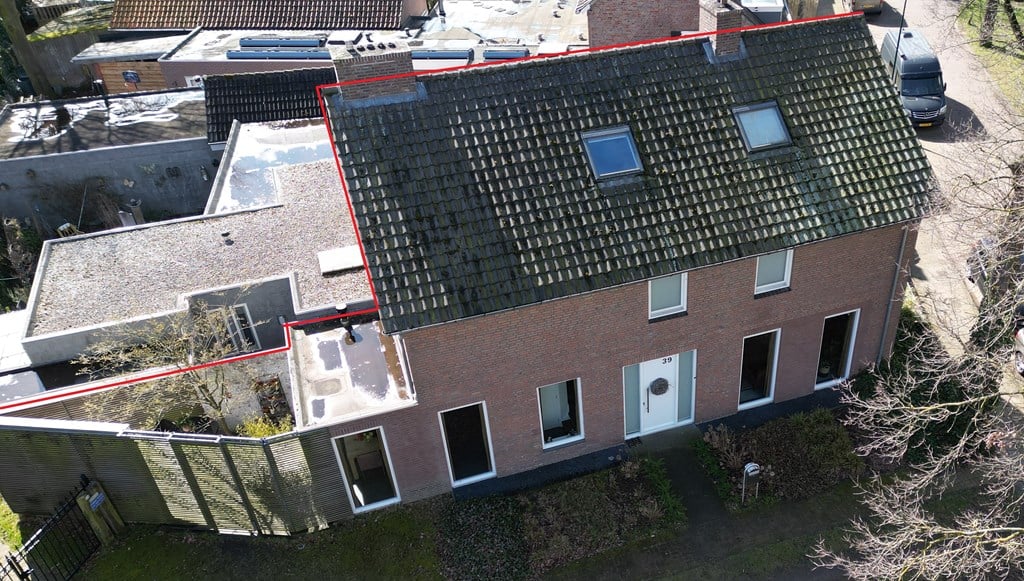 Woning aan de Strabrecht te Heeze