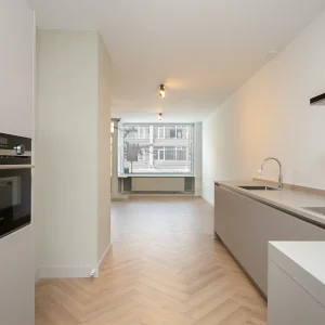 Woning aan de Van Bijlandtplaats te Rotterdam