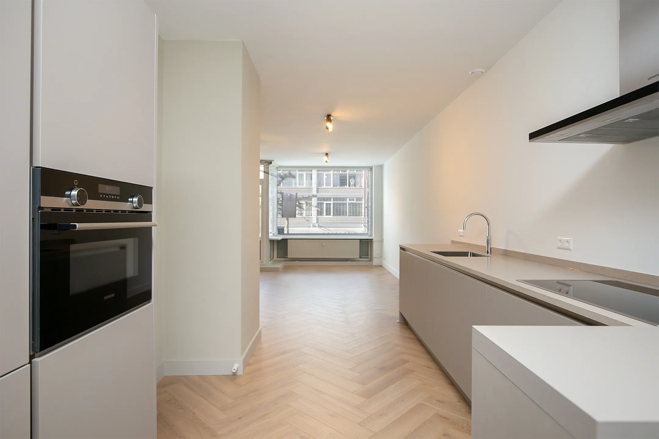 Woning aan de Van Bijlandtplaats te Rotterdam