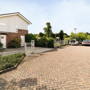 Woning aan de Vinkenkade te Vinkeveen