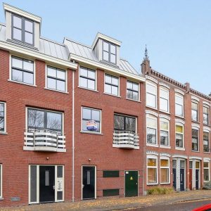 Woning aan de Zuiderstraat te Delft