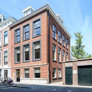 Woning aan de Bazarstraat te Den Haag