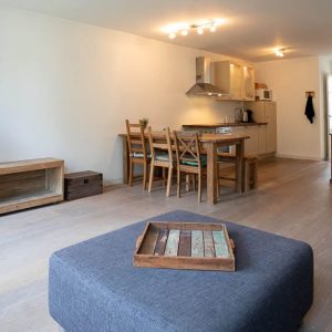 Woning aan de Frederik Hendrikplantsoen te Amsterdam