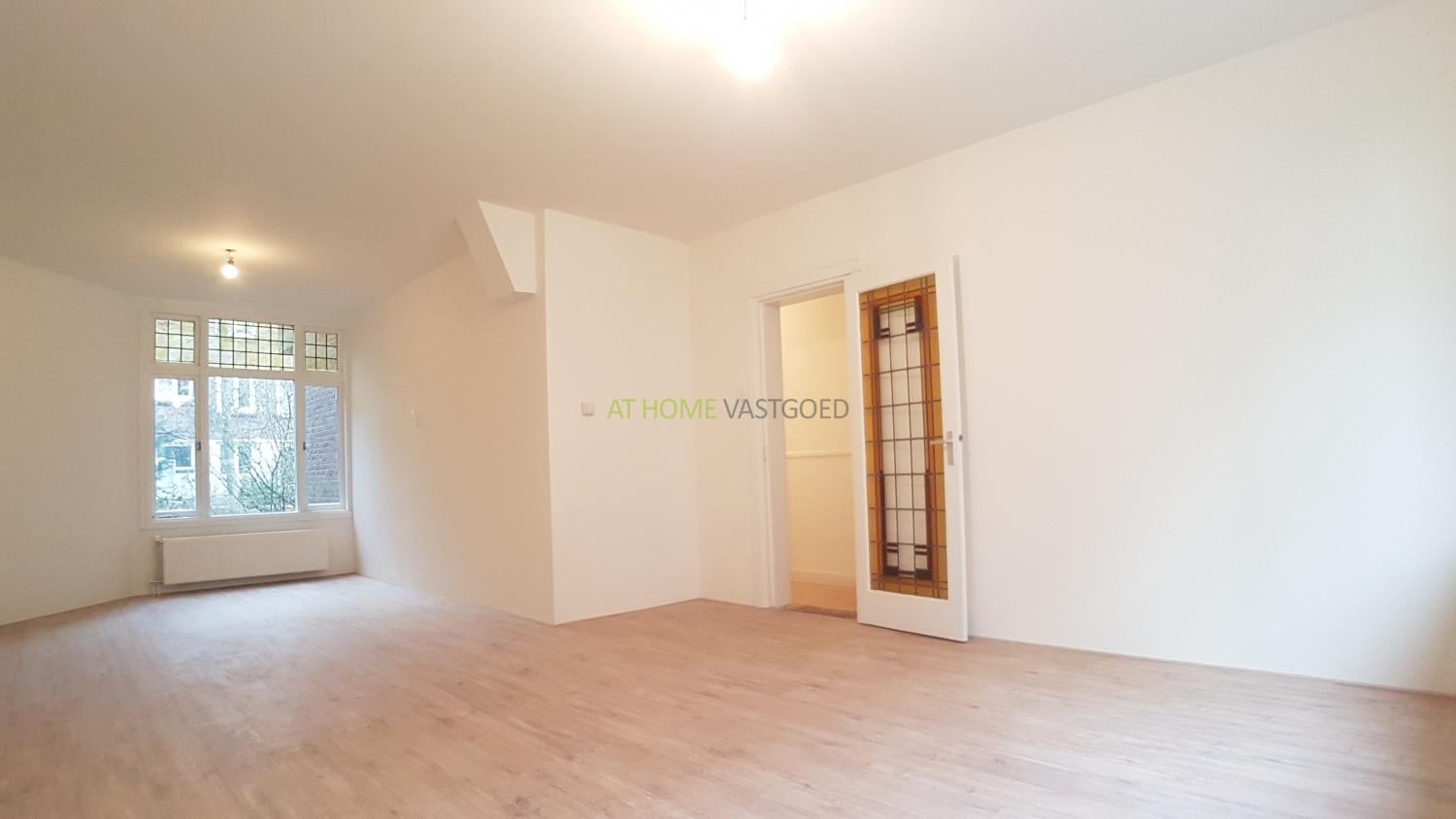 Woning aan de Groeninxstraat te Rotterdam