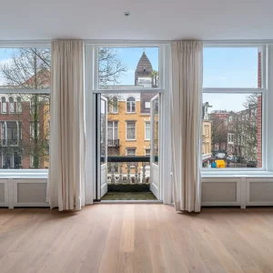 Woning aan de Johannes Verhulststraat te Amsterdam