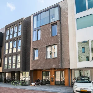 Woning aan de John Blankensteinstraat te Amsterdam