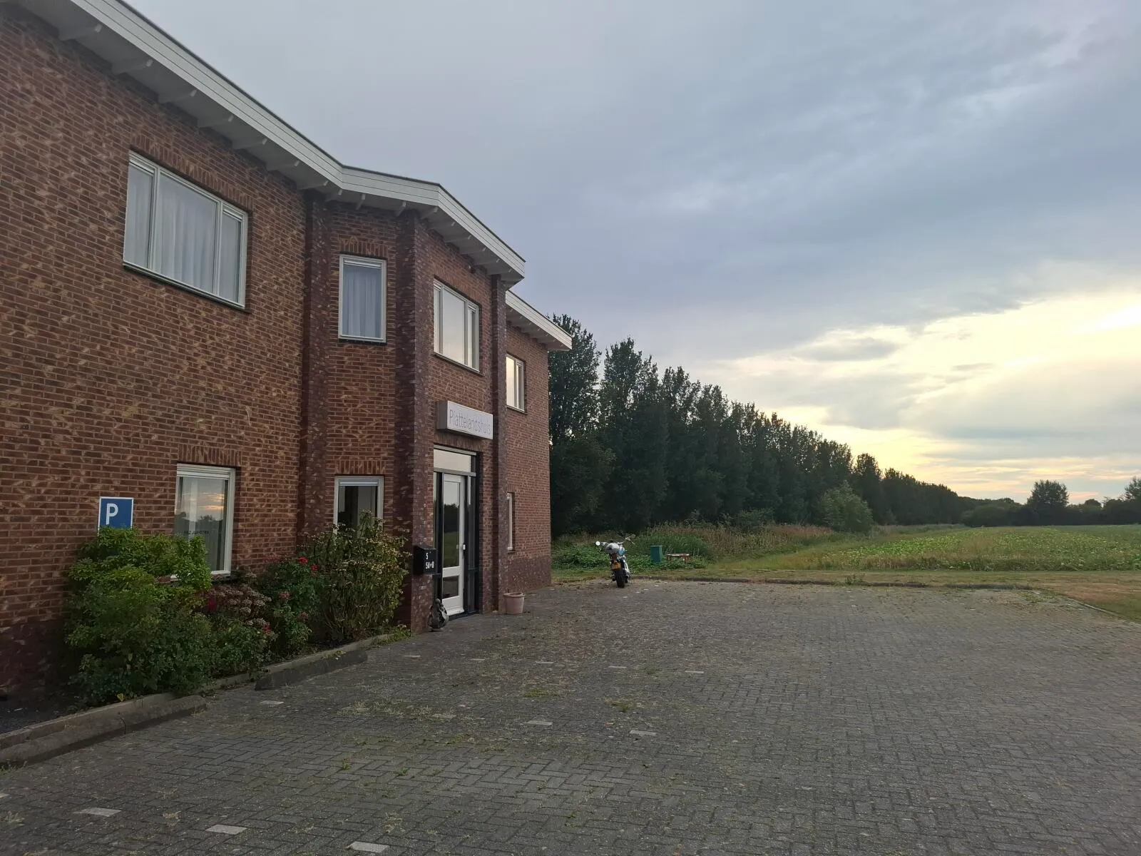 Woning aan de Kruizemunt te Klazienaveen