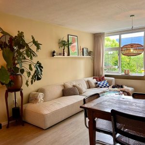 Woning aan de Narcisplantsoen te Haarlem