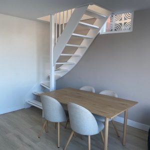 Woning aan de Nieuwemeerdijk te Badhoevedorp