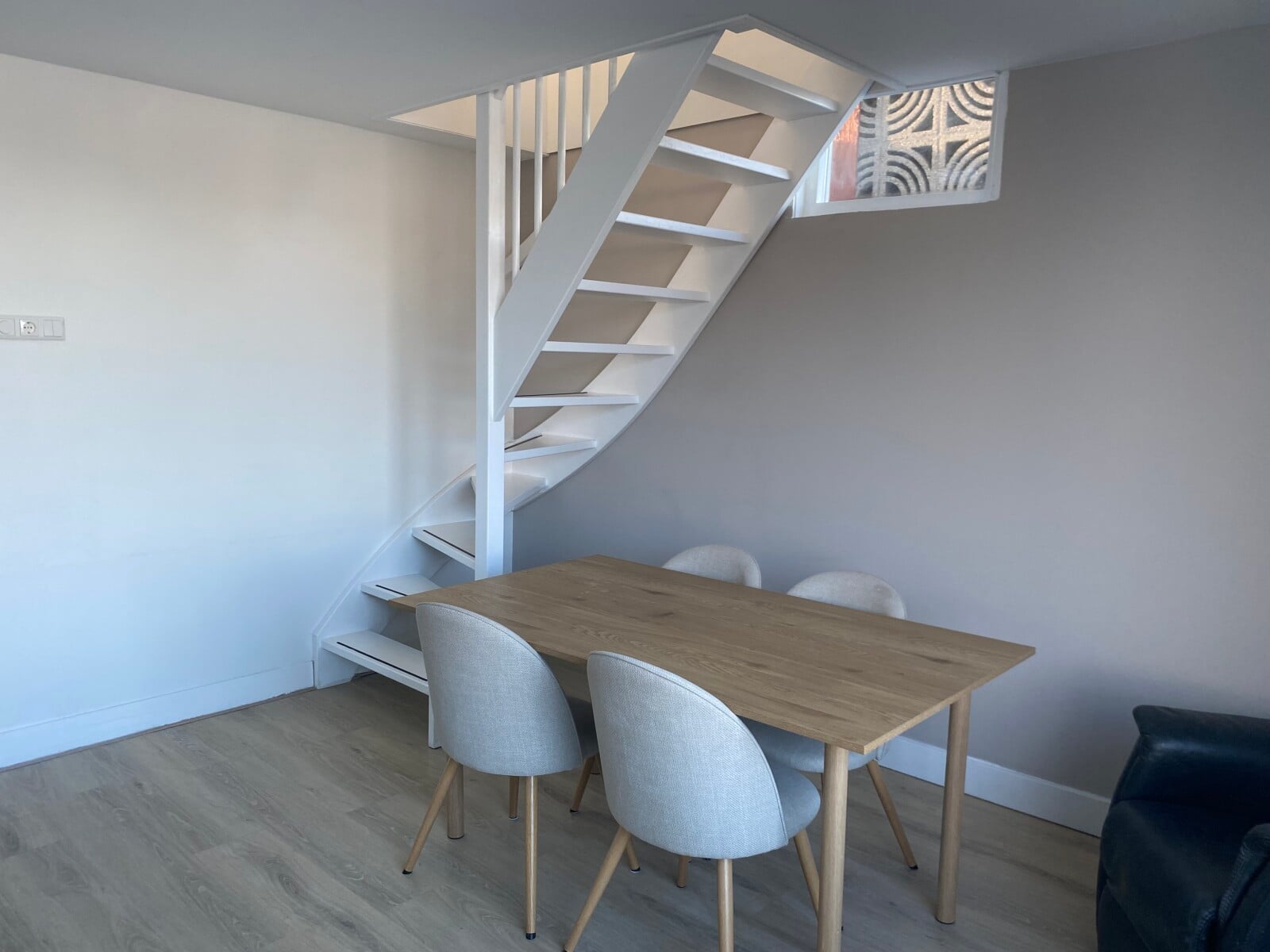 Woning aan de Nieuwemeerdijk te Badhoevedorp