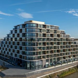 Woning aan de Pampuskade te Rotterdam