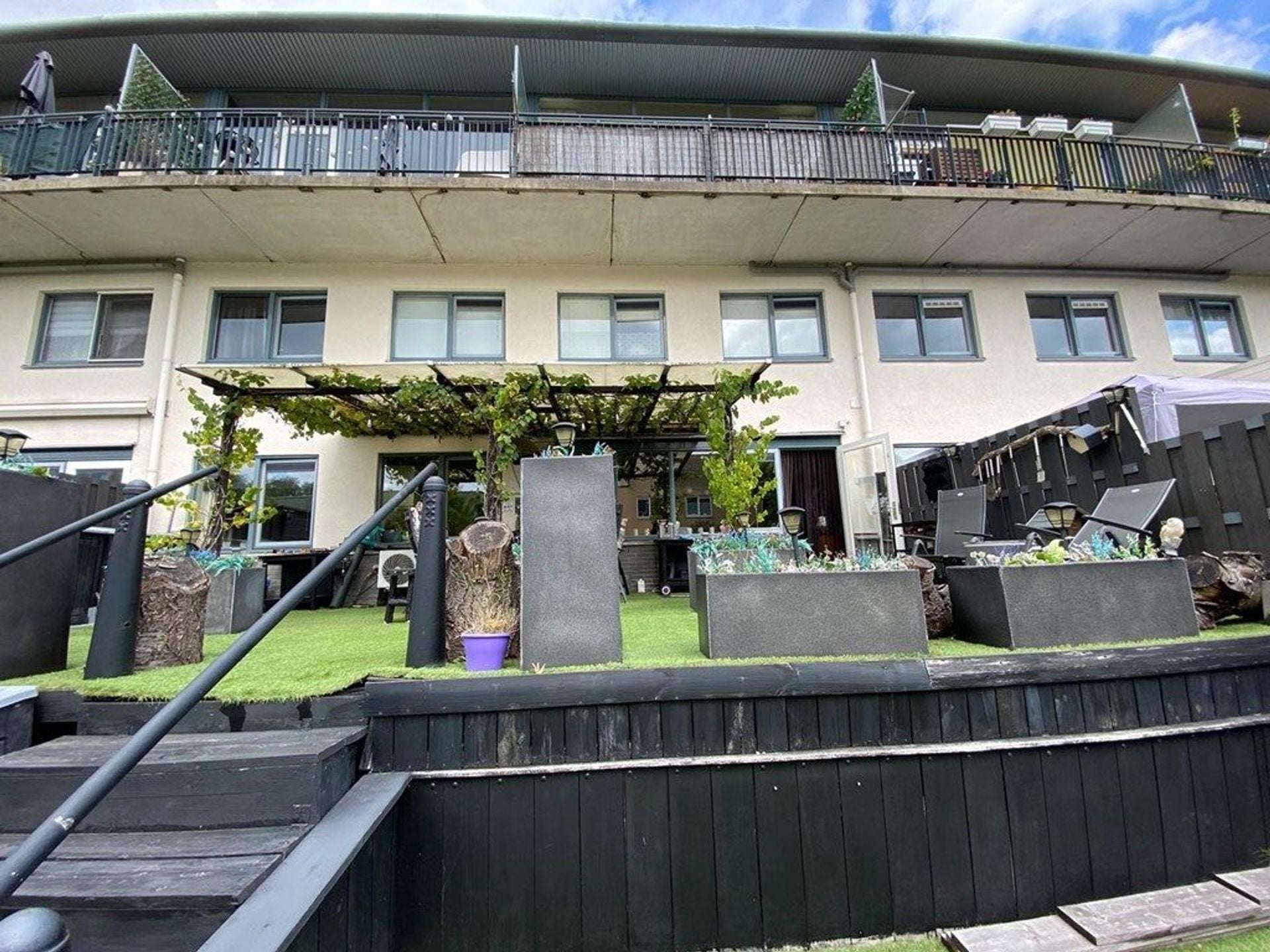 Woning aan de Potvisstraat te Amsterdam