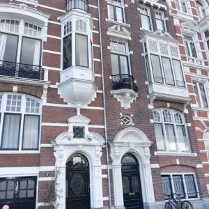 Woning aan de Weesperzijde te Amsterdam
