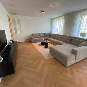 Woning aan de Wolbrantskerkweg te Amsterdam