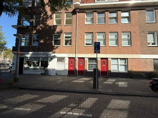 Woning aan de Davisstraat te Amsterdam