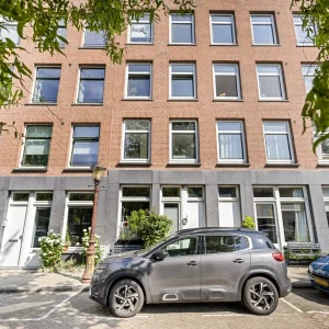 Woning aan de Jacob van Lennepkade te Amsterdam