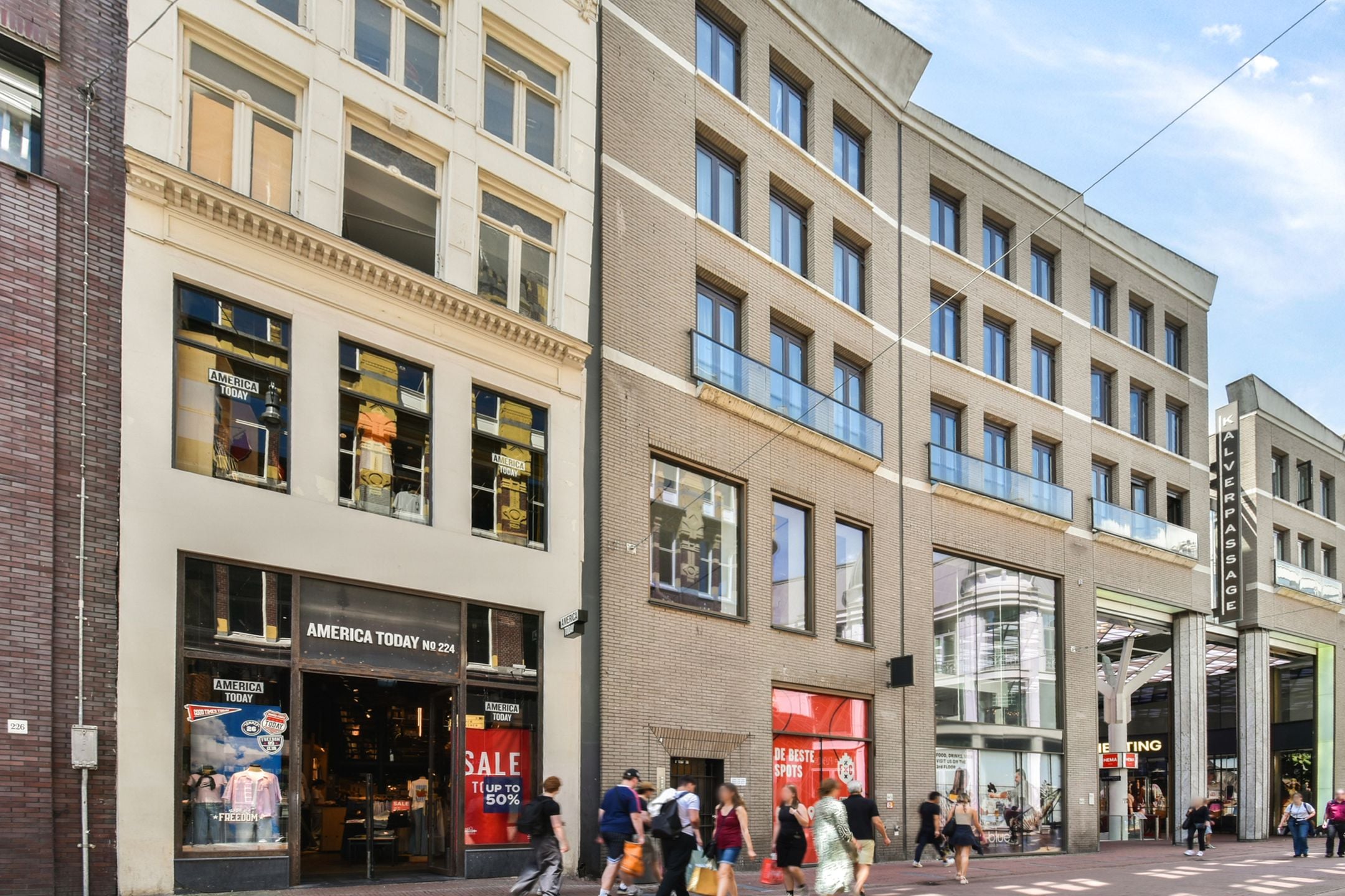 Woning aan de Kalverstraat te Amsterdam