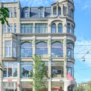 Woning aan de Koningsplein te Amsterdam