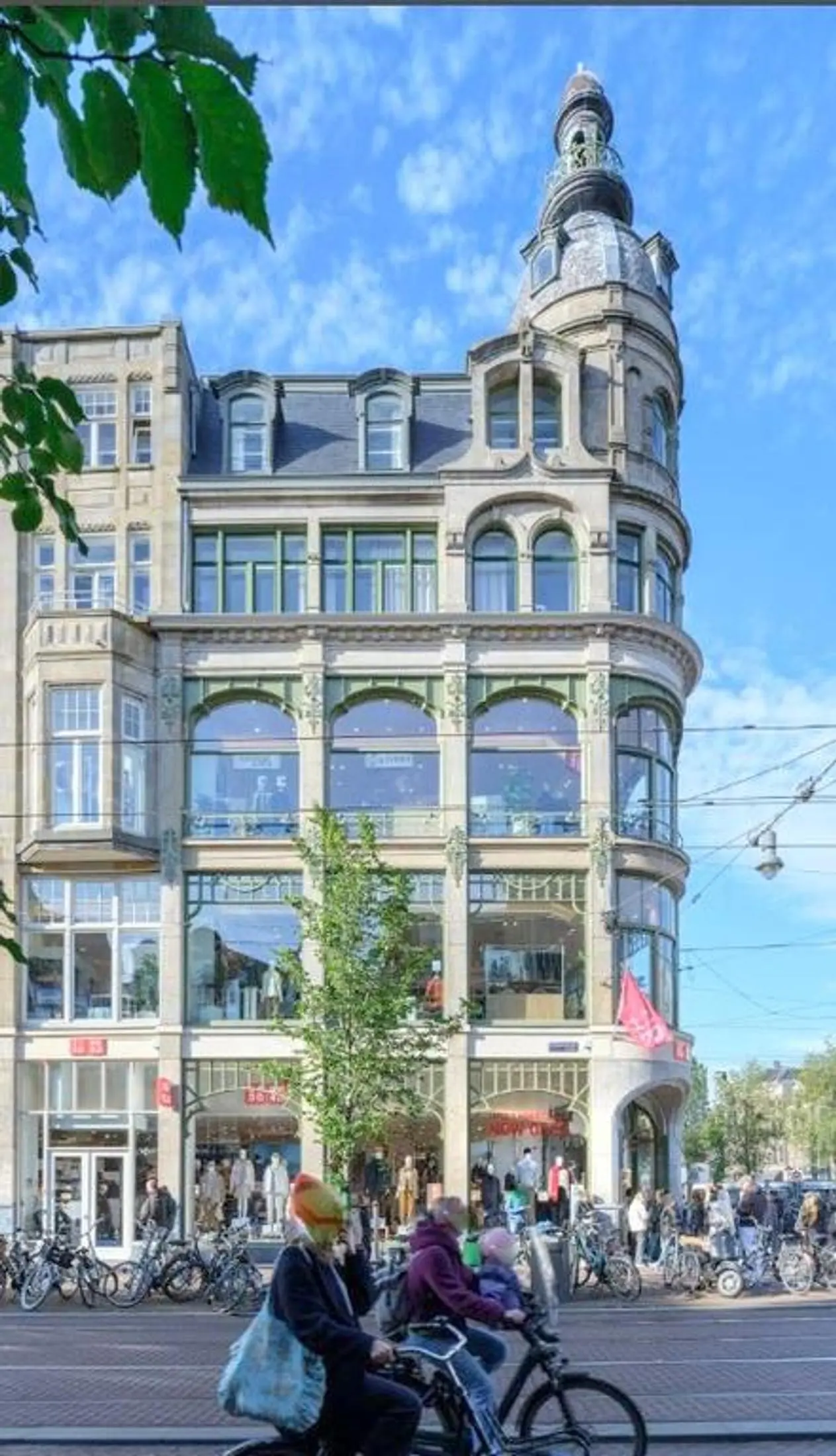 Woning aan de Koningsplein te Amsterdam
