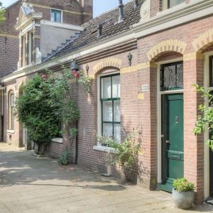 Woning aan de Lutmastraat te Amsterdam