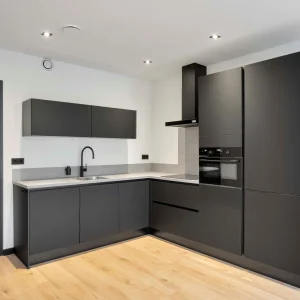 Woning aan de Nieuwe Binnenweg te Rotterdam