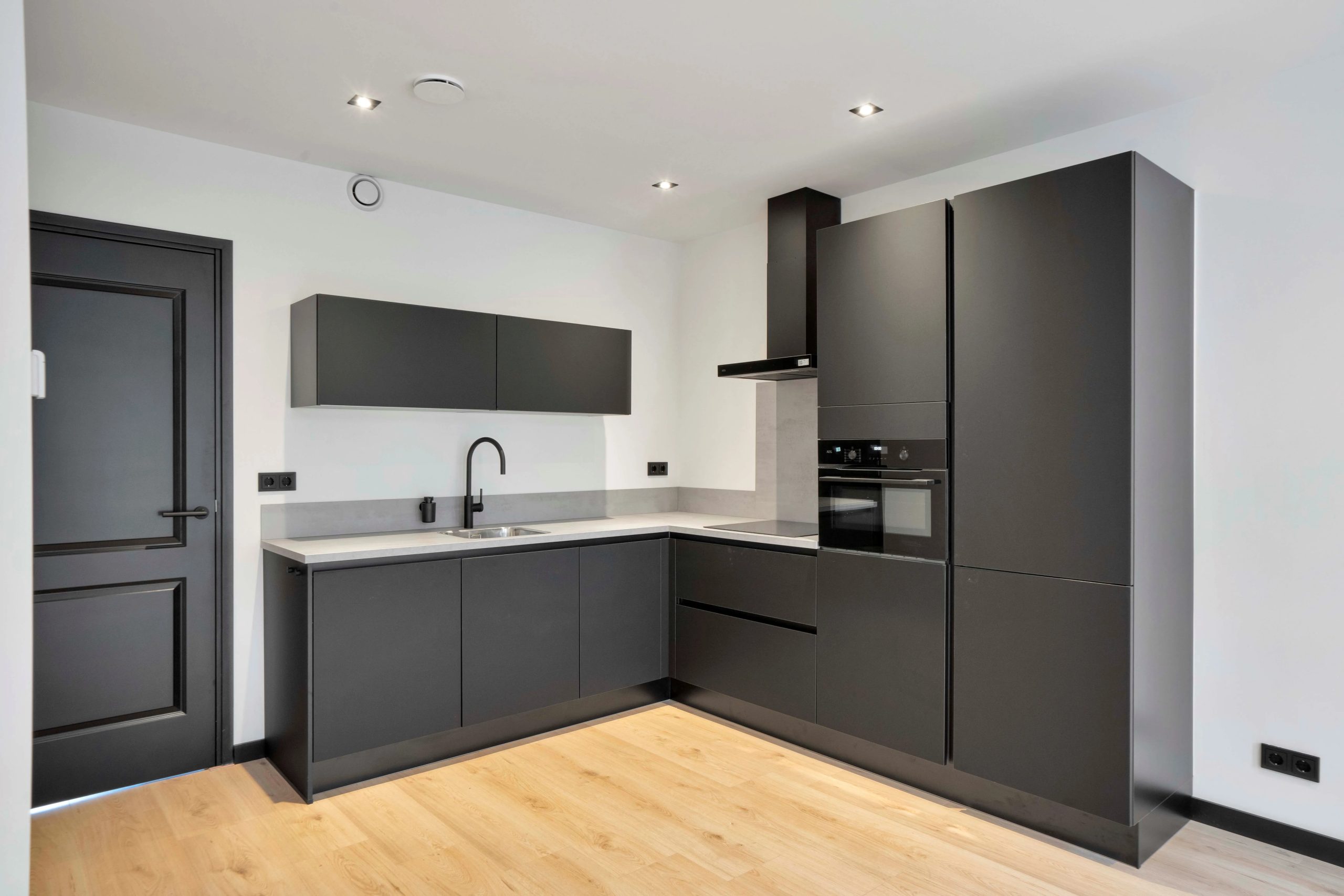 Woning aan de Nieuwe Binnenweg te Rotterdam