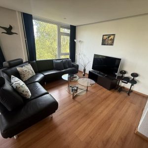 Woning aan de Nijenburg te Amsterdam