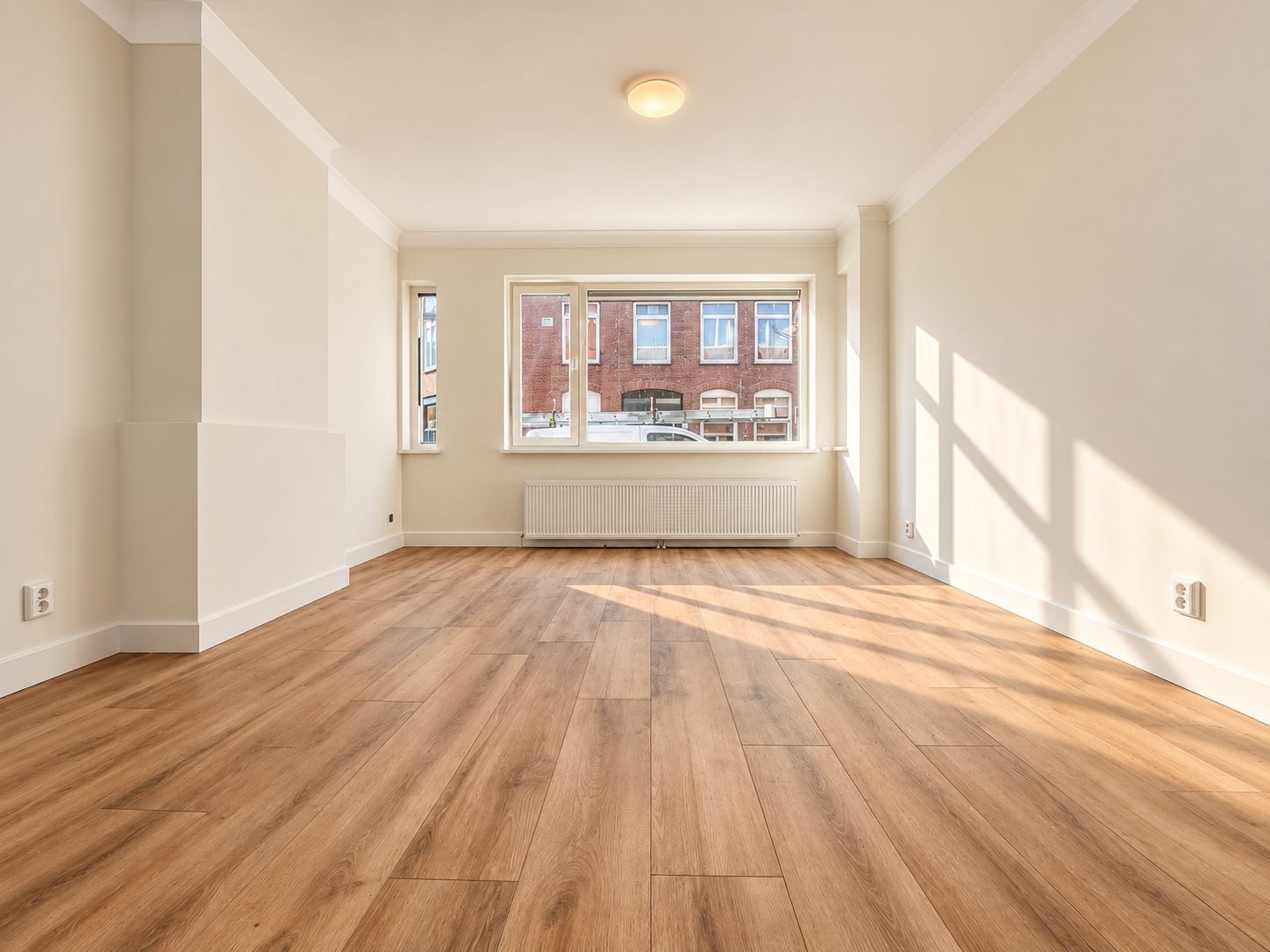 Woning aan de Roerstraat te Den Haag