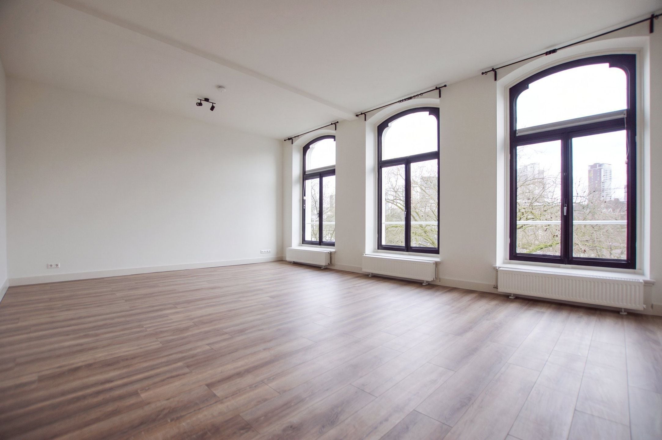 Woning aan de Schiedamsesingel te Rotterdam