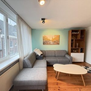 Woning aan de Tweede Egelantiersdwarsstraat te Amsterdam
