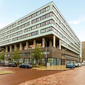 Woning aan de Van Suchtelen van de Haarestraat te Amsterdam